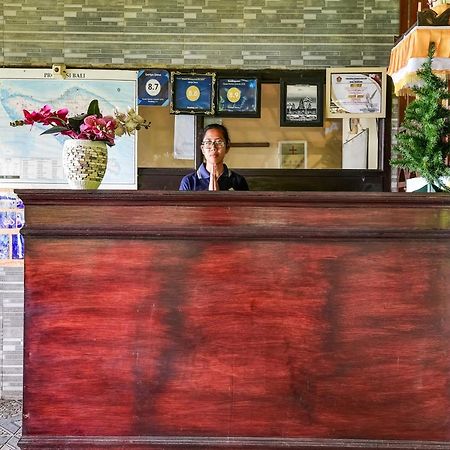 Oyo 91228 Griya Siena Hotel Munduk Eksteriør billede