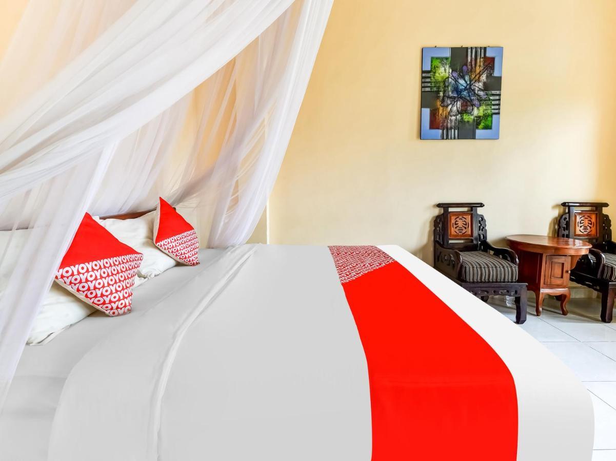 Oyo 91228 Griya Siena Hotel Munduk Eksteriør billede