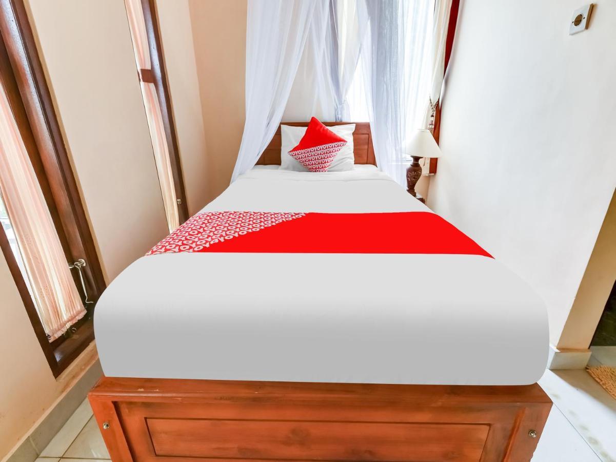 Oyo 91228 Griya Siena Hotel Munduk Eksteriør billede