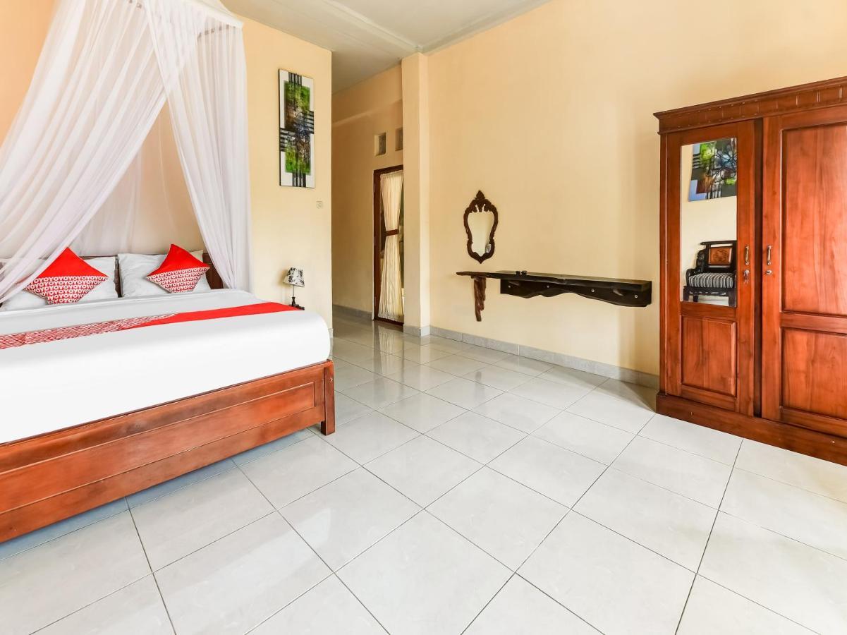 Oyo 91228 Griya Siena Hotel Munduk Eksteriør billede